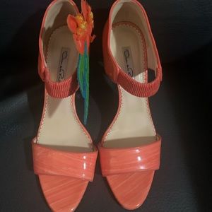 Coral Oscar de la Renta heels
